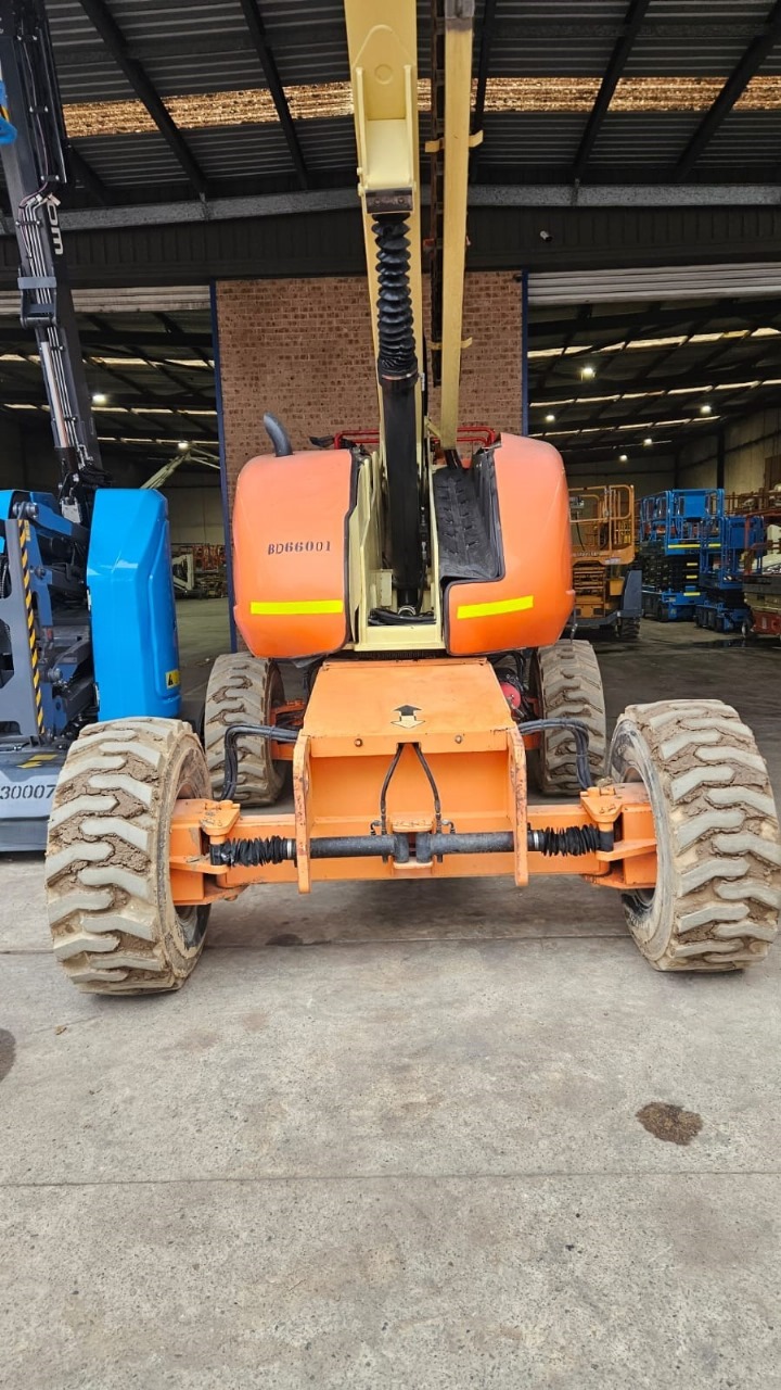 Sold - Scissor Lift - View 3